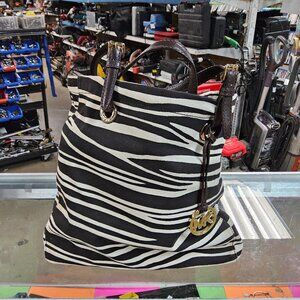 SOLD! MICHAEL KORS ZEBRA TOTE